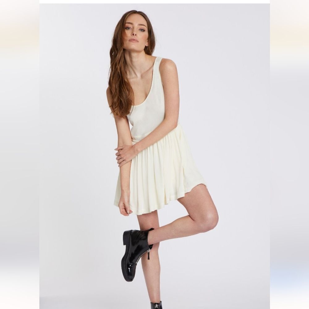TAGS Crepe Dress - Picture 4 of 12